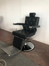 Carica l'immagine nel visualizzatore di Gallery, Poltrona Ronald
